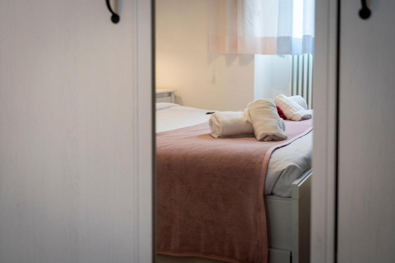 32 Nero - Florence Apartment San Niccolo Luaran gambar