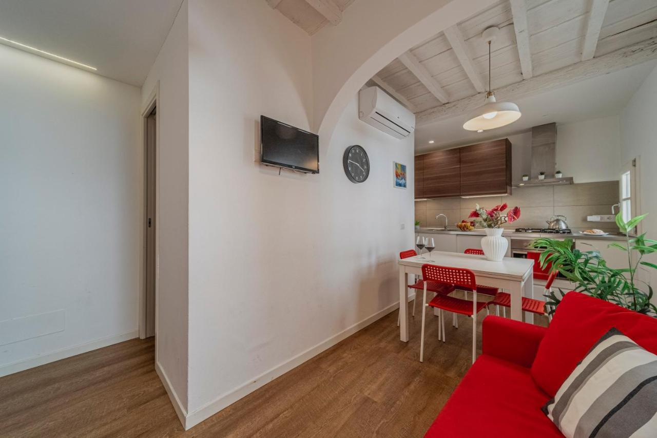 32 Nero - Florence Apartment San Niccolo Luaran gambar